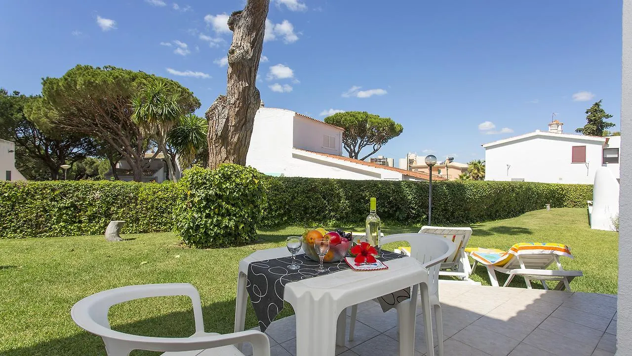 Large Duplex In Best Location - 10 Minute Walk To Marina -3Bdr 3Bath Villa Vilamoura 0*,